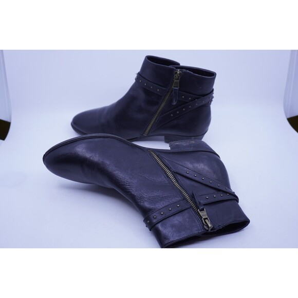Lauren Ralph Lauren Shaw Leather Studded Ankle Boots Low Heel Business Size 9B - Picture 4 of 7